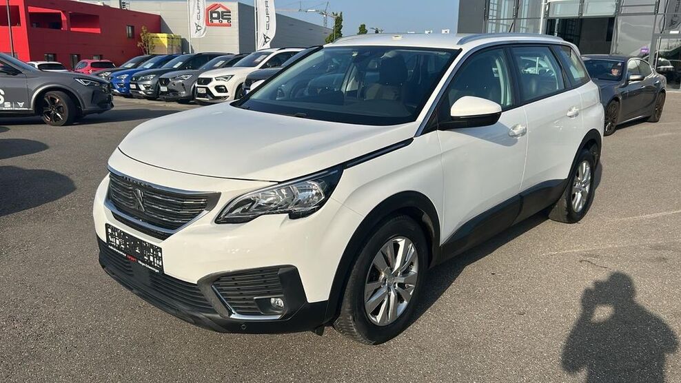 Peugeot 5008 199.500 km 11.890 € Villingen-Schwenningen 78052