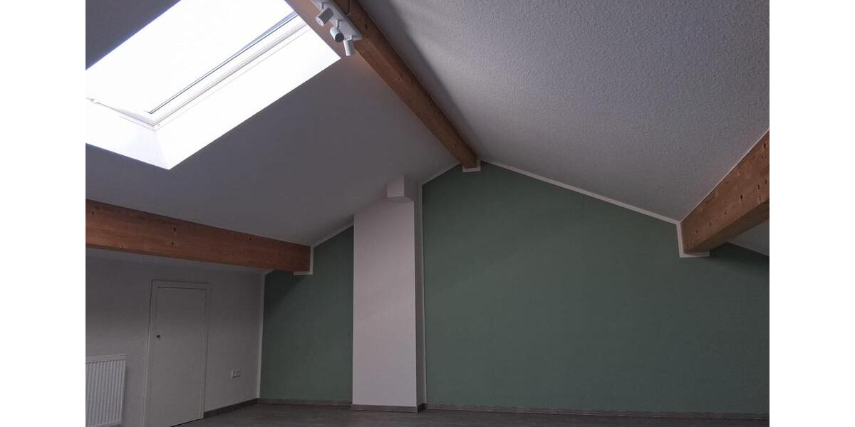 Maisonettenwohnung Brackenheim - 2.5 Zimmer, 104 m&sup2;, 1.210&euro; | Angebot:26224755