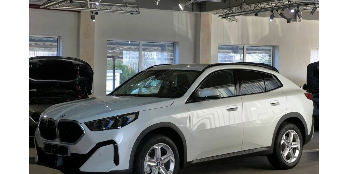 BMW X2 d U10 AHK,360° Kamera,HUD,Abstandstempomat 6.600 km 37.590 &euro; Landshut 84030