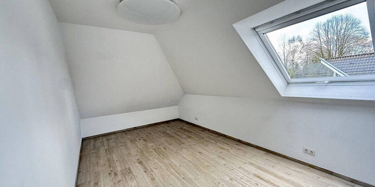 Einfamilienhaus Rödinghausen Schwenningdorf - 7 Zimmer, 263 m&sup2;, 749.000&euro; | Angebot:26061694
