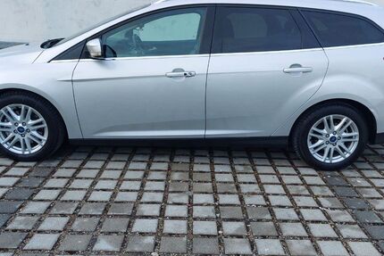 Ford Focus 195.000 km 5.999 &euro; Augsburg 86163