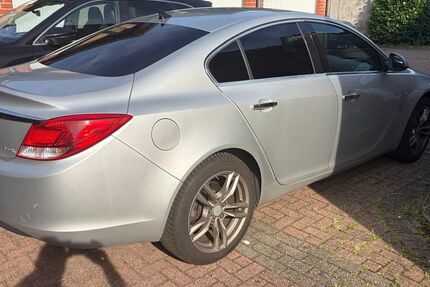 Opel Insignia 309.800 km 2.600 &euro; Kevelaer 47623