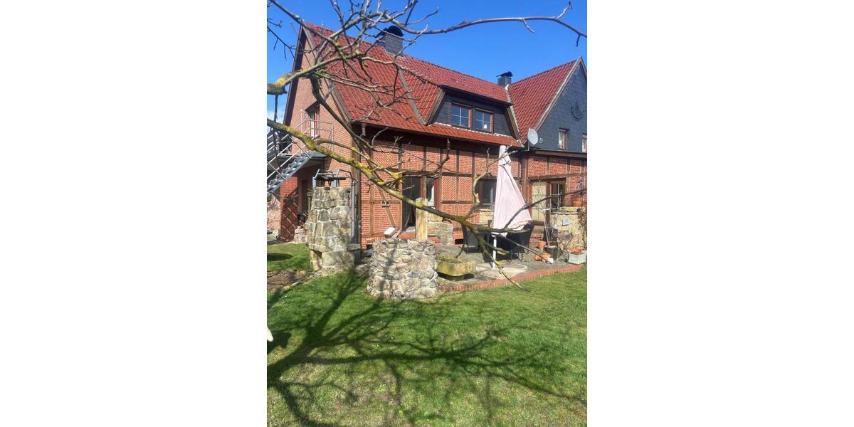 Einfamilienhaus Rehburg-Loccum Loccum - 8 Zimmer, 237 m&sup2;, 400.000&euro; | Angebot:26040511