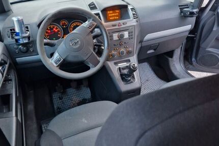 Opel Zafira 244.000 km 1.650 &euro; Neufahrn 85375