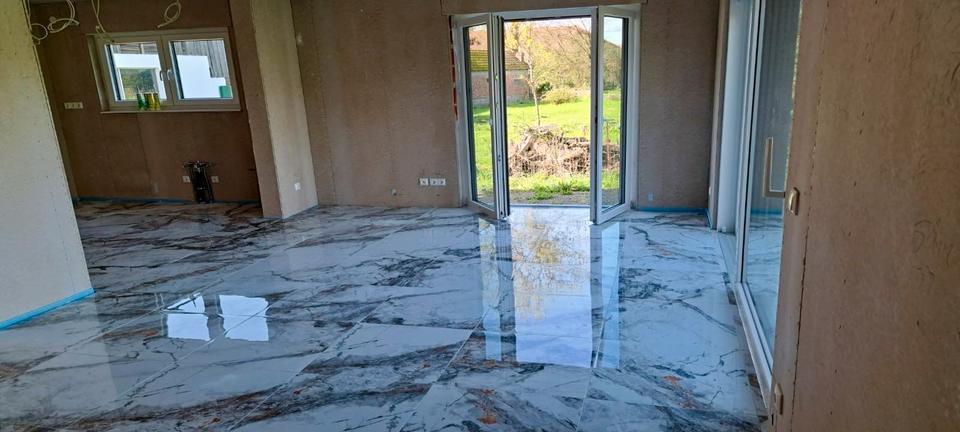 PRIVATVERKAUFNEUBAU EINFAMILIENHAUS 4 zimmer