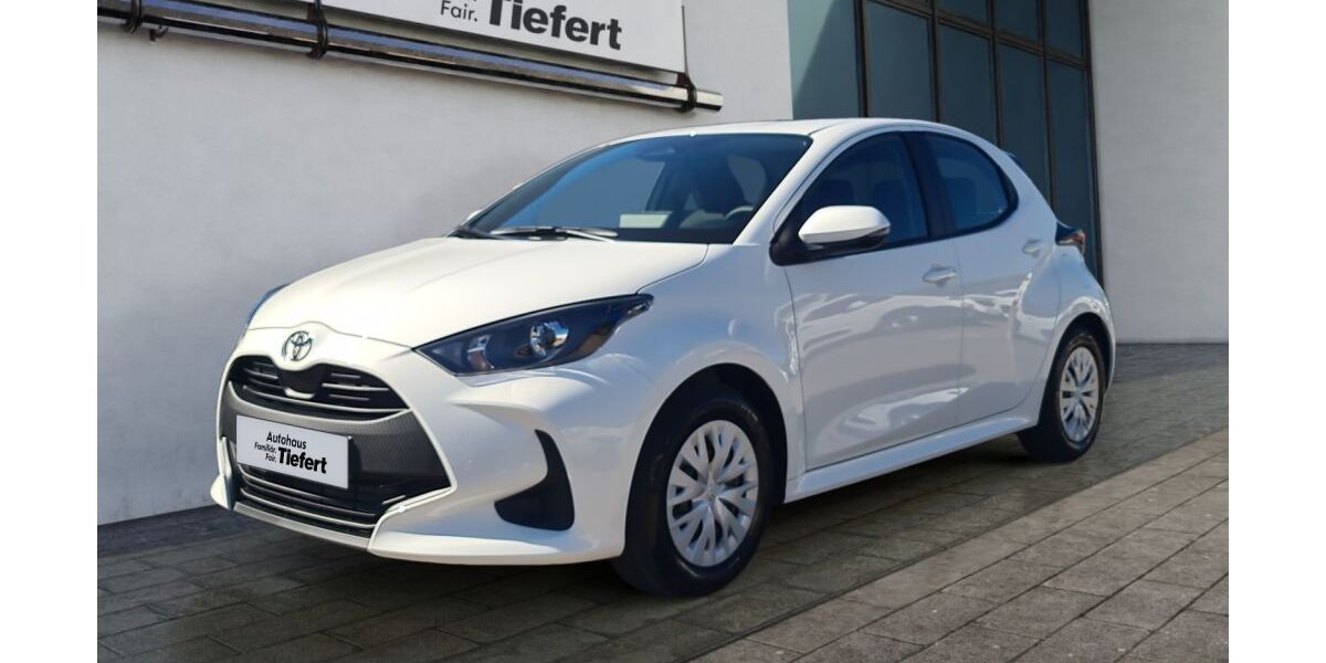 Toyota Yaris 1.500 km 22.990 &euro; Lauchringen 79787