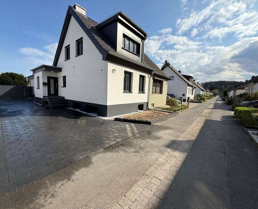 Haus zum Kaufen in Hamburg 799.000 € 130 m²