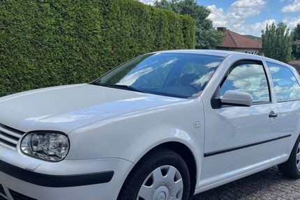 VW Golf 115.500 km 4.700 &euro; Pocking 94060