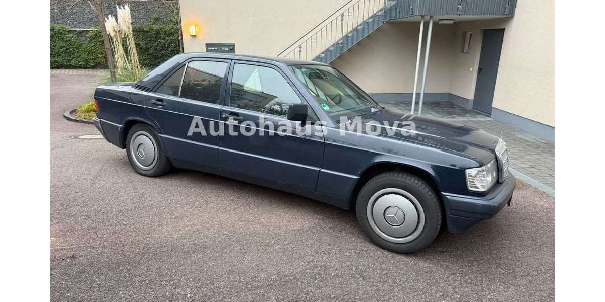 Mercedes-Benz 190 220.000 km 4.389 &euro; Calden 34379