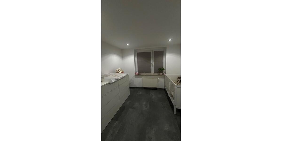 Etagenwohnung Aue-Bad Schlema Bad Schlema - 3 Zimmer, 102 m&sup2;, 199.000&euro; | Angebot:27430125