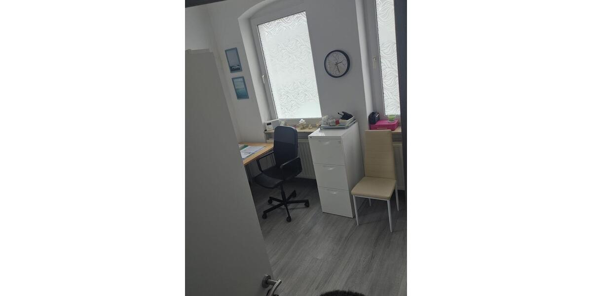 Etagenwohnung Wolmirstedt - 5 Zimmer, 110 m&sup2;, 750&euro; | Angebot:26066354