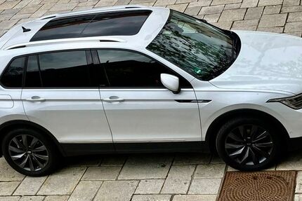 VW Tiguan 57.000 km 26.300 &euro; Böblingen 71034