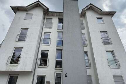 Wohnung zum Kaufen in Wermelskirchen 215.000 € 79 m² 3 zimmer