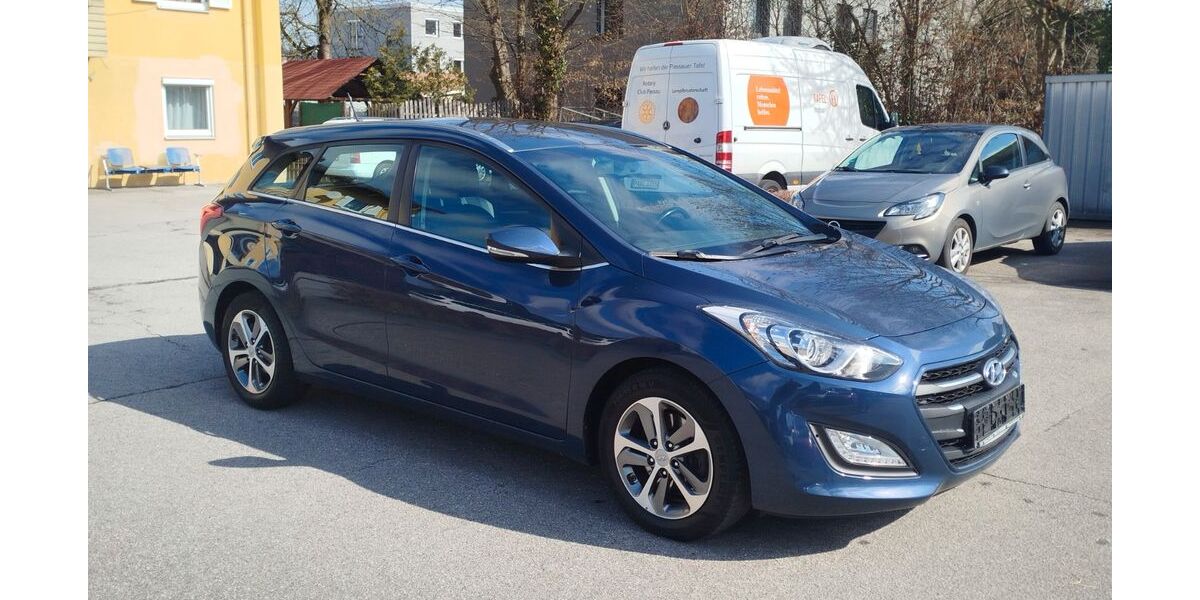 Hyundai i30 140.000 km 7.900 &euro; Passau 94032