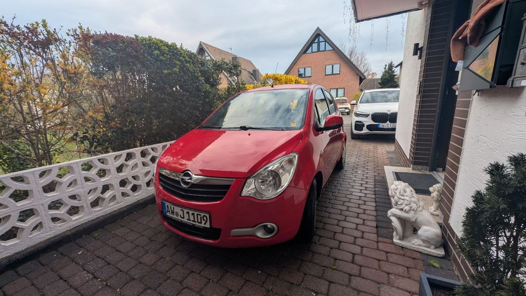 Opel Agila 183.000 km 2.050 &euro; Sinzig 53489