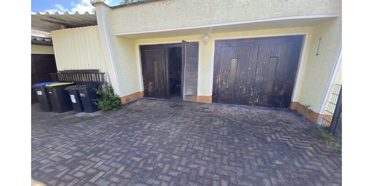 Gemütliche Doppelhaushälfte mit großem Grundstück und Doppelgarage in ruhiger Siedlungslage - Doppelhaushälfte Röderaue | Angebot:27134387