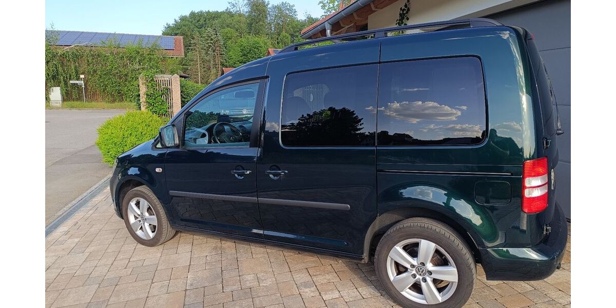 VW Caddy 251.300 km 9.450 &euro; Rottenburg an der Laaber 84056
