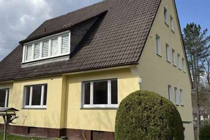 Haus Bad Berleburg - 11 Zimmer, 310 m&sup2;, 325.000&euro; | Angebot:26821901