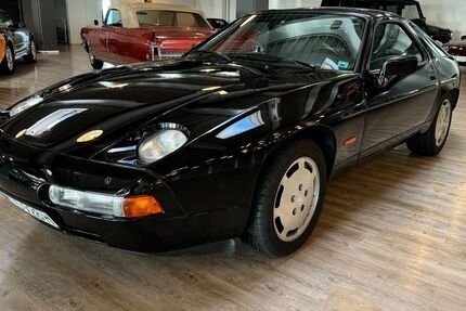 Porsche 928 149.420 km 28.900 &euro; Leipzig 04347