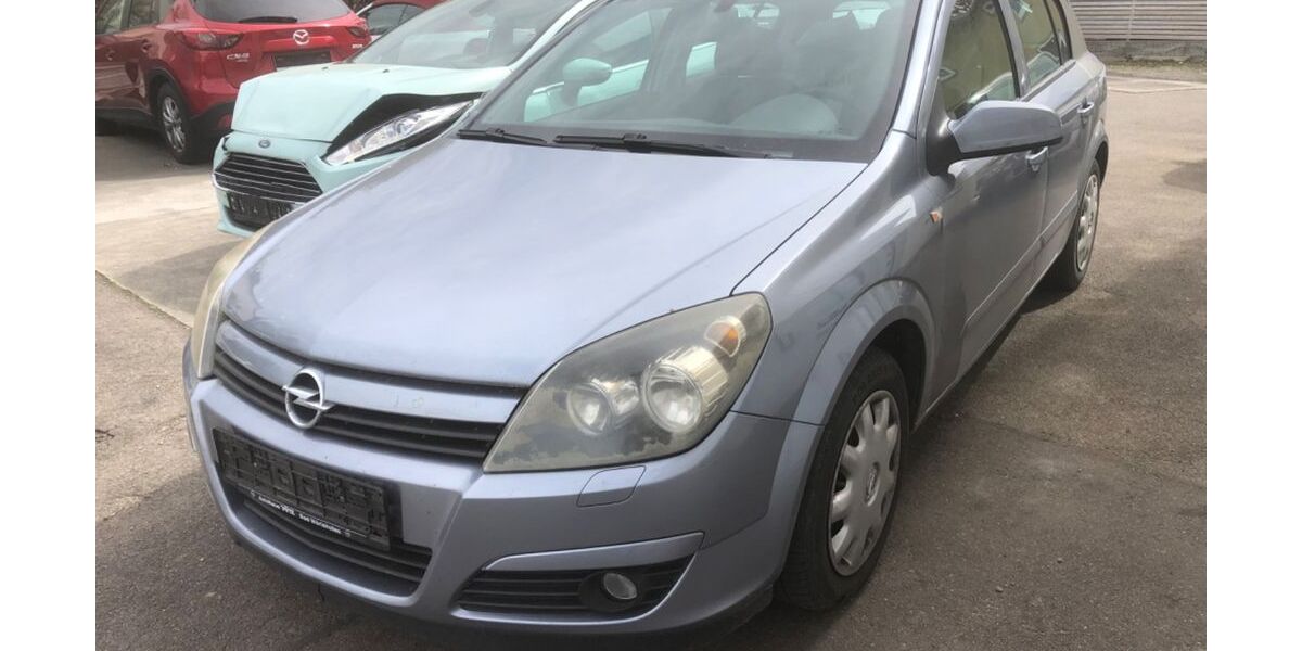 Opel Astra 210.000 km 599 € Ichenhausen-Hochwang 89335