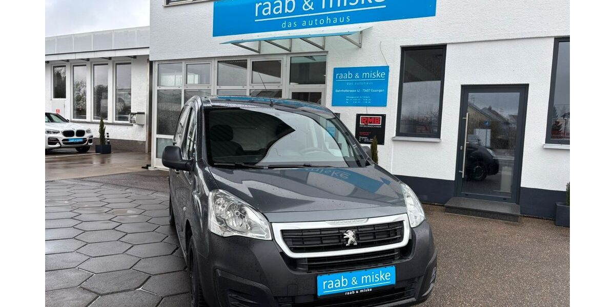 Peugeot Partner 66.800 km 6.990 &euro; Essingen 73457
