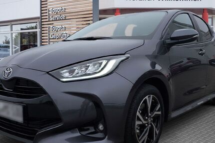 Toyota Yaris 9.870 km 25.920 &euro; Stendal 39576