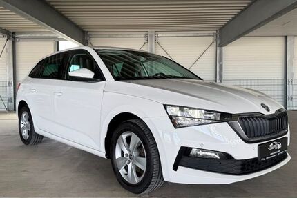 Skoda Scala 120.000 km 14.989 &euro; München 81249