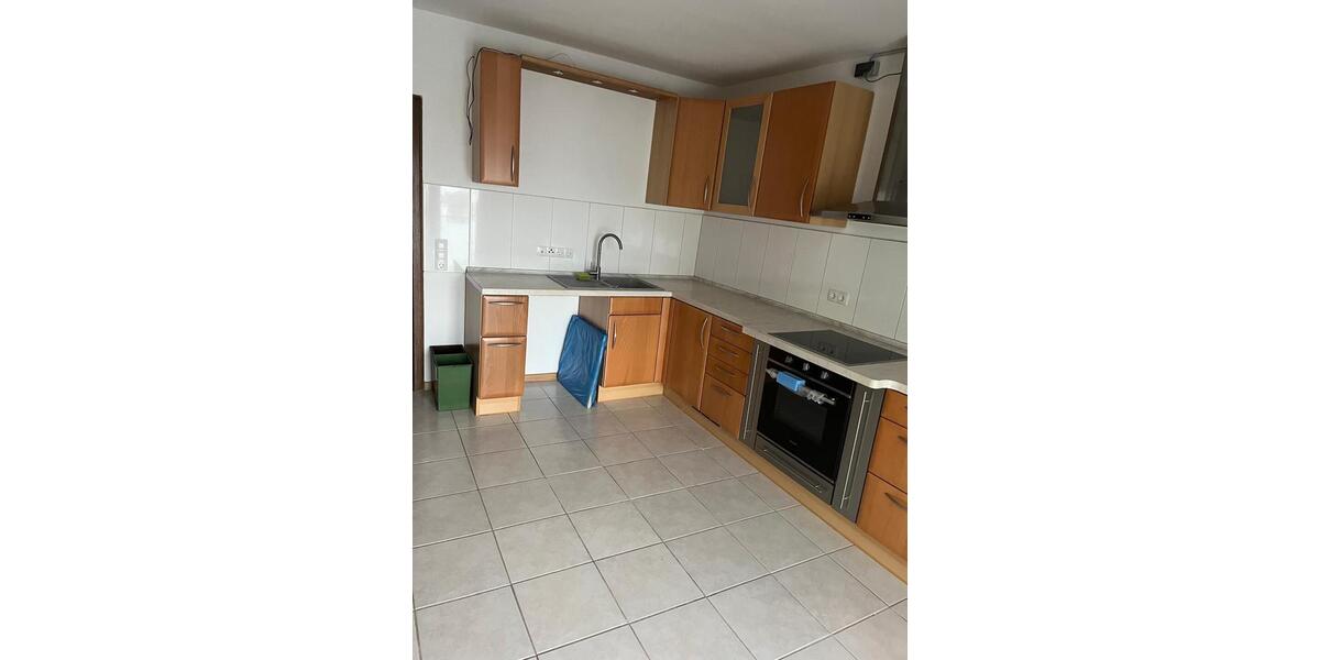 Etagenwohnung Brühl - 3 Zimmer, 93 m&sup2;, 1.170&euro; | Angebot:26326690