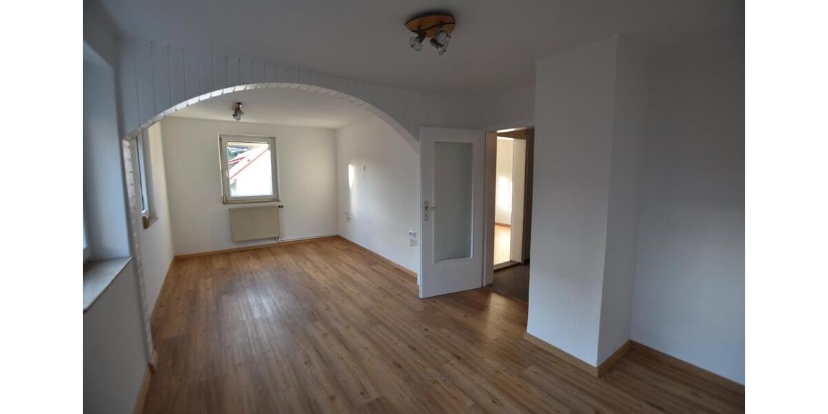 Doppelhaushälfte Bad Mergentheim - 5 Zimmer, 140 m&sup2;, 1.350&euro; | Angebot:26089088