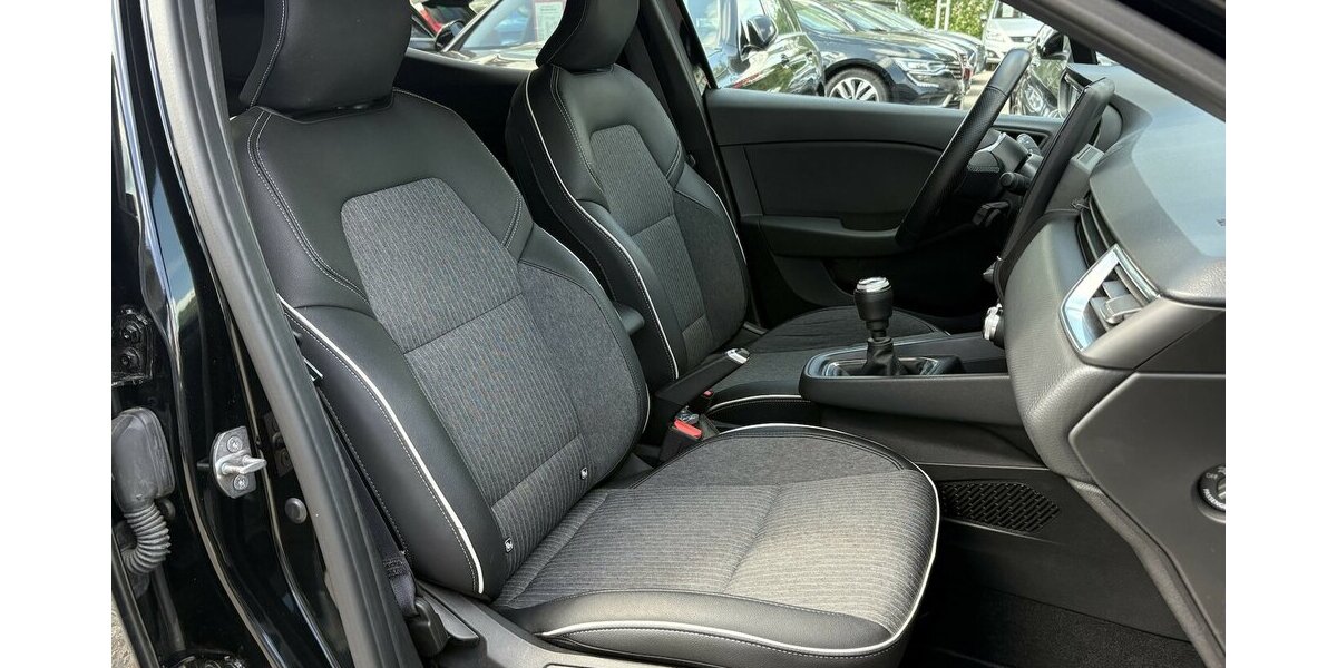Mitsubishi Colt Intro Edition CARPLAY/KAMERA/NAVI/ACC/DAB 49.824 km 14.900 &euro; Villingen-Schwenningen 78054