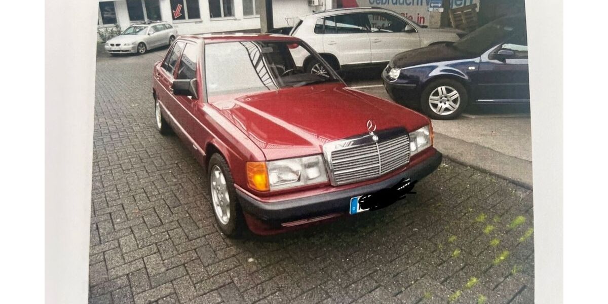 Mercedes-Benz 190 55.100 km 19.900 &euro; Remscheid 42855