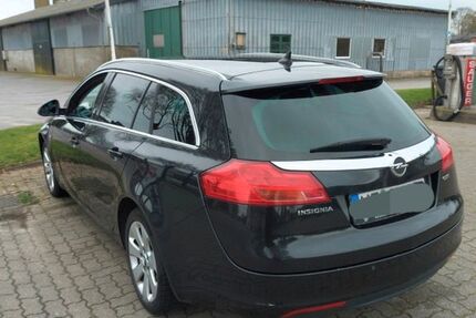 Opel Insignia 295.000 km 3.999 &euro; Leck 25917