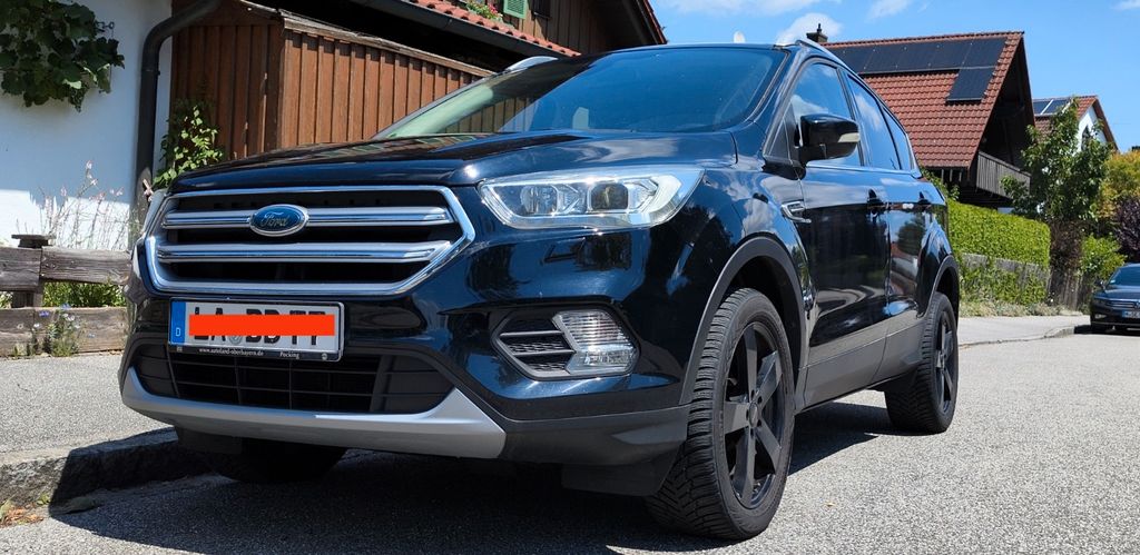 Ford Kuga 50.000 km 12.900 &euro; Landshut 84034