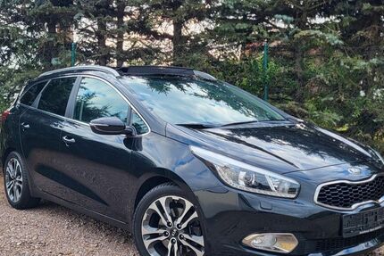 Kia ceed Sportswagon 55.000 km 13.700 &euro; Eisenach 99817