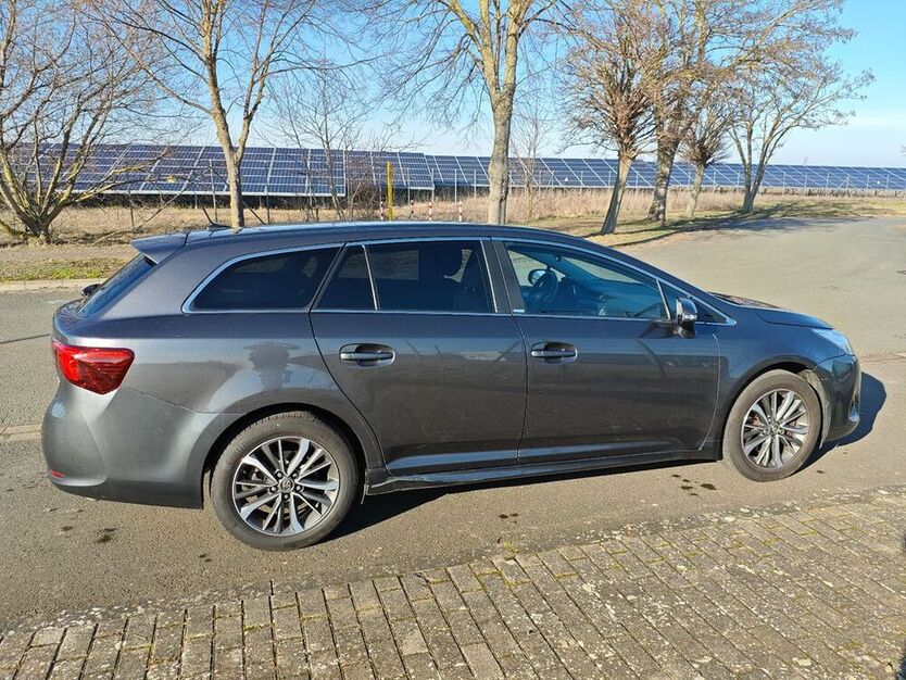 Avensis