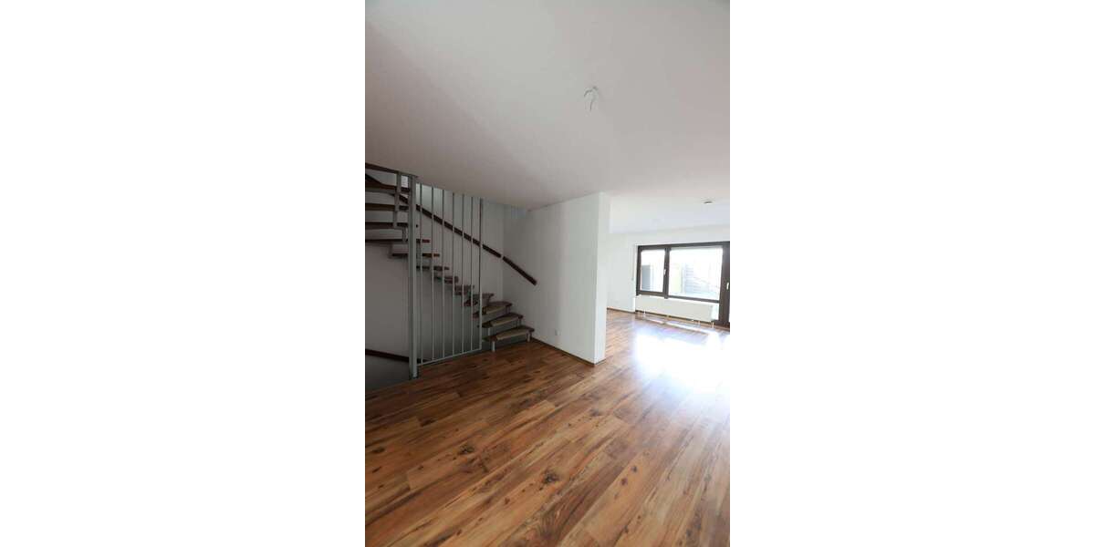 Investieren mit Weitblick: Leipziger Umland, ca. 6 % Rendite, Garage inklusive 5 zimmer