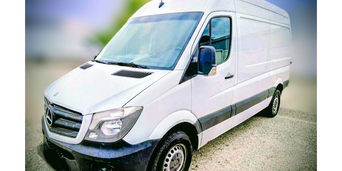 Mercedes-Benz Sprinter 177.000 km 12.600 &euro; München 81739