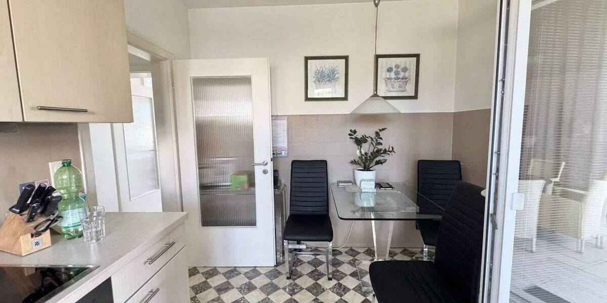 Einfamilienhaus Cadolzburg - 6 Zimmer, 217 m&sup2;, 1.950&euro; | Angebot:26908578