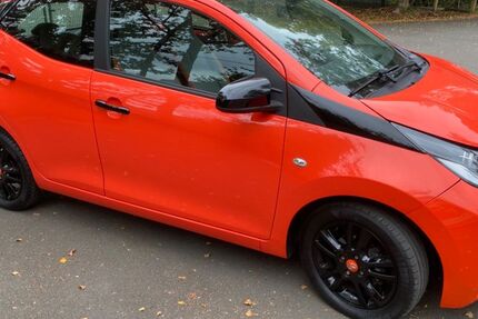 Toyota Aygo (X) 52.000 km 6.900 € Kreuztal 57223