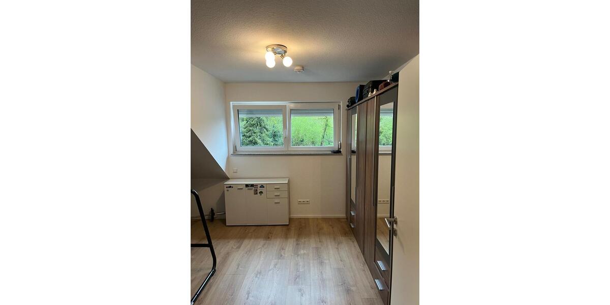 Etagenwohnung Sinzheim - 3 Zimmer, 91 m&sup2;, 1.000&euro; | Angebot:26475870
