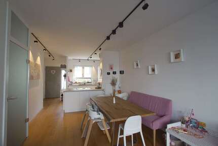 Haus zum Kaufen in Friedrichsdorf 775.000 € 137.2 m² 4 zimmer