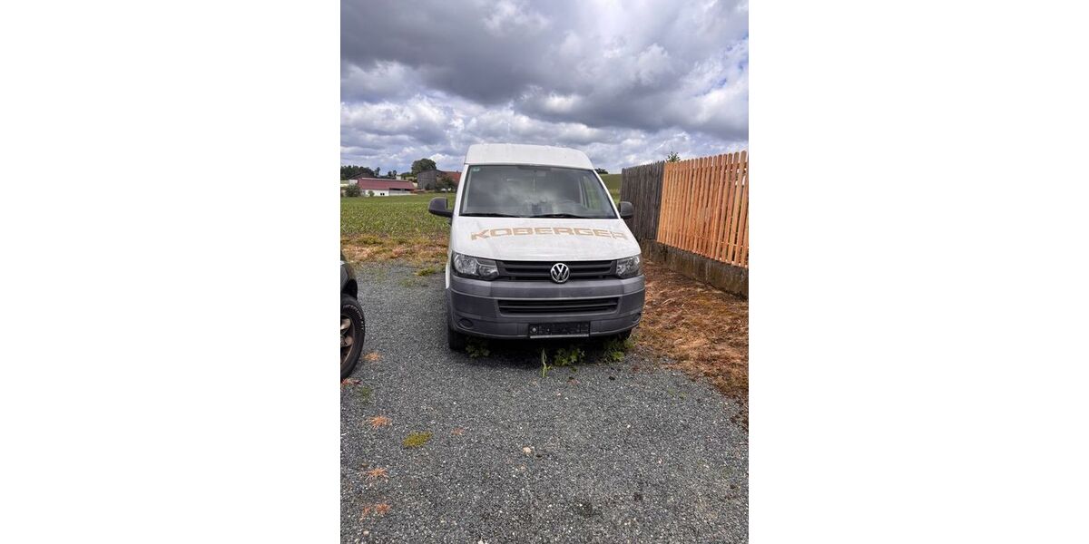 VW T5 Transporter 297.000 km 3.450 &euro; Cham 93413