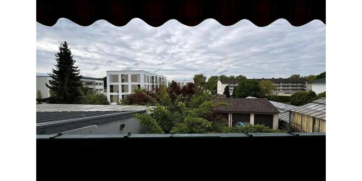 Etagenwohnung Lahr (Schwarzwald) - 4 Zimmer, 107 m&sup2;, 275.000&euro; | Angebot:27128138
