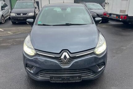 Renault Clio 101.000 km 9.950 &euro; Hanau 63452