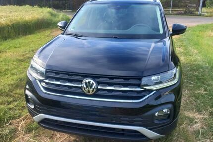 VW T-Cross 16.800 km 19.300 &euro; Freyburg 06632