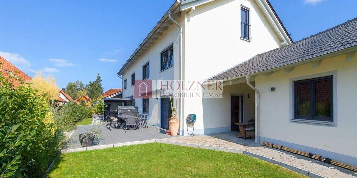 Doppelhaushälfte Altdorf Aich - 5 Zimmer, 152 m&sup2;, 2.100&euro; | Angebot:23886598