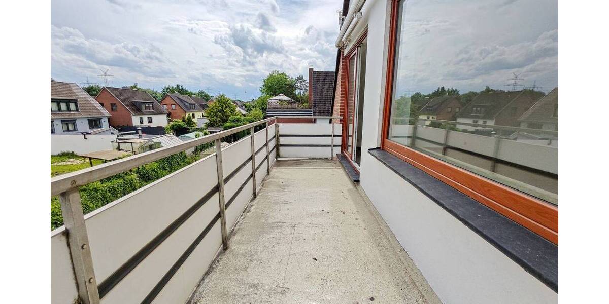 Mehrfamilienhaus, Wohnhaus Bremen Burg-Grambke - 6 Zimmer, 143 m&sup2;, 376.000&euro; | Angebot:26820353