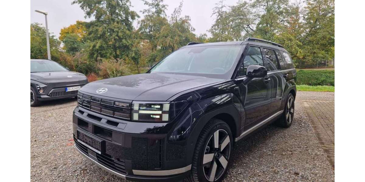 Hyundai SANTA FE 4.110 km 55.900 € Offenburg 77652