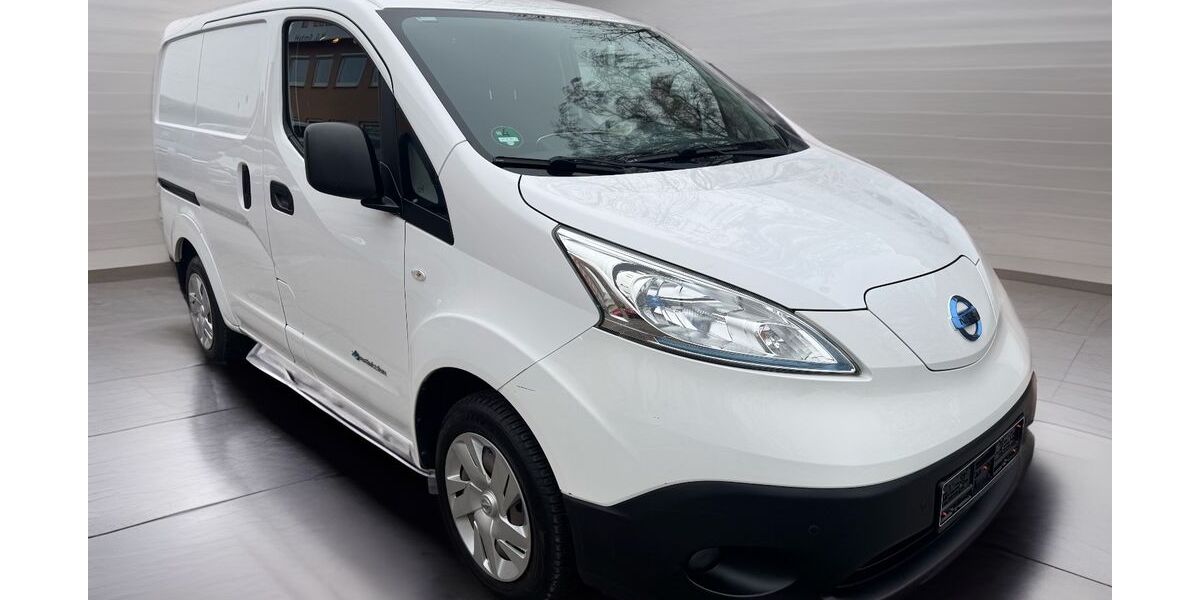 Nissan NV200 15.792 km 14.800 &euro; Puchheim 82178