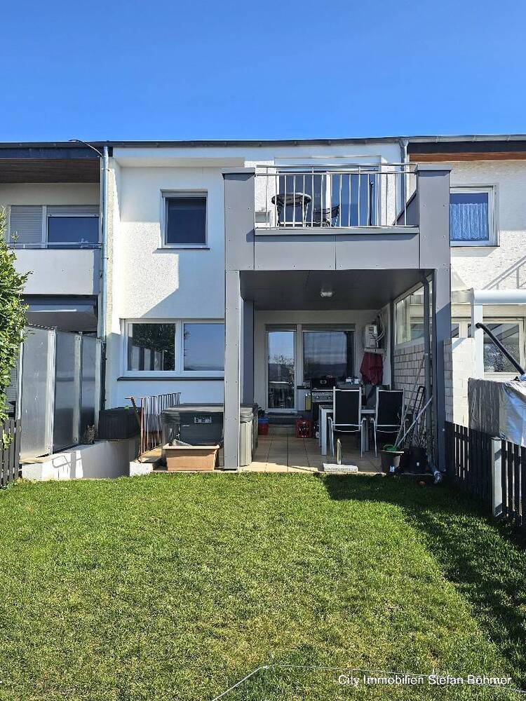 Vollständig saniertes Reihenmittelhaus mit hochwertiger Ausstattung